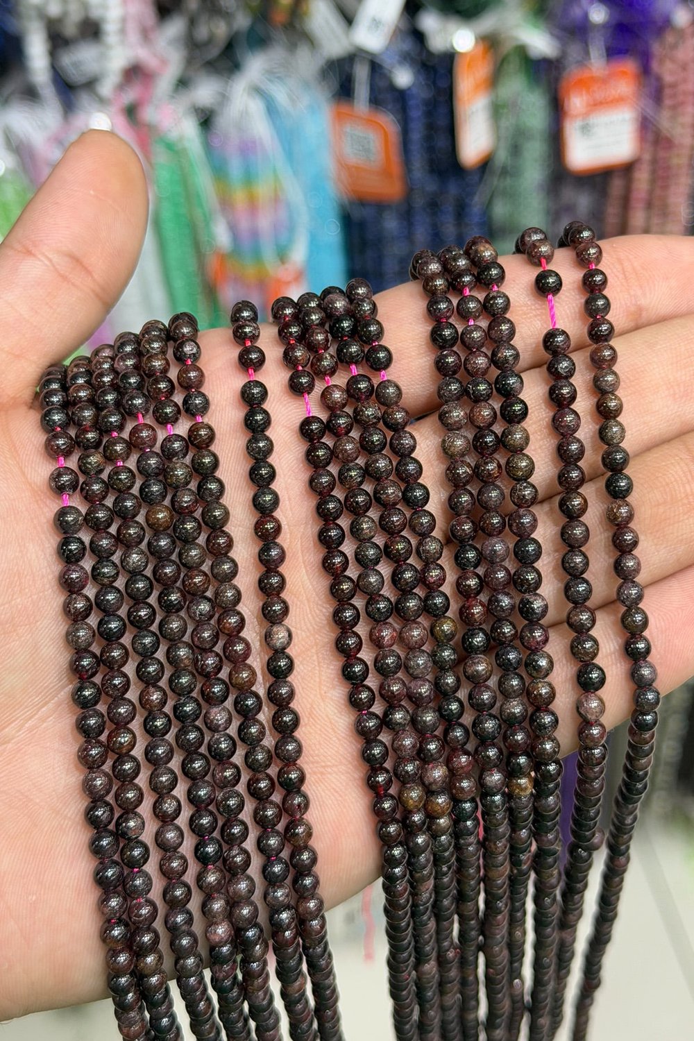 Garnet Taşı Küre Kesim Parlak 4mm Doğal Taş Dizi [AA]