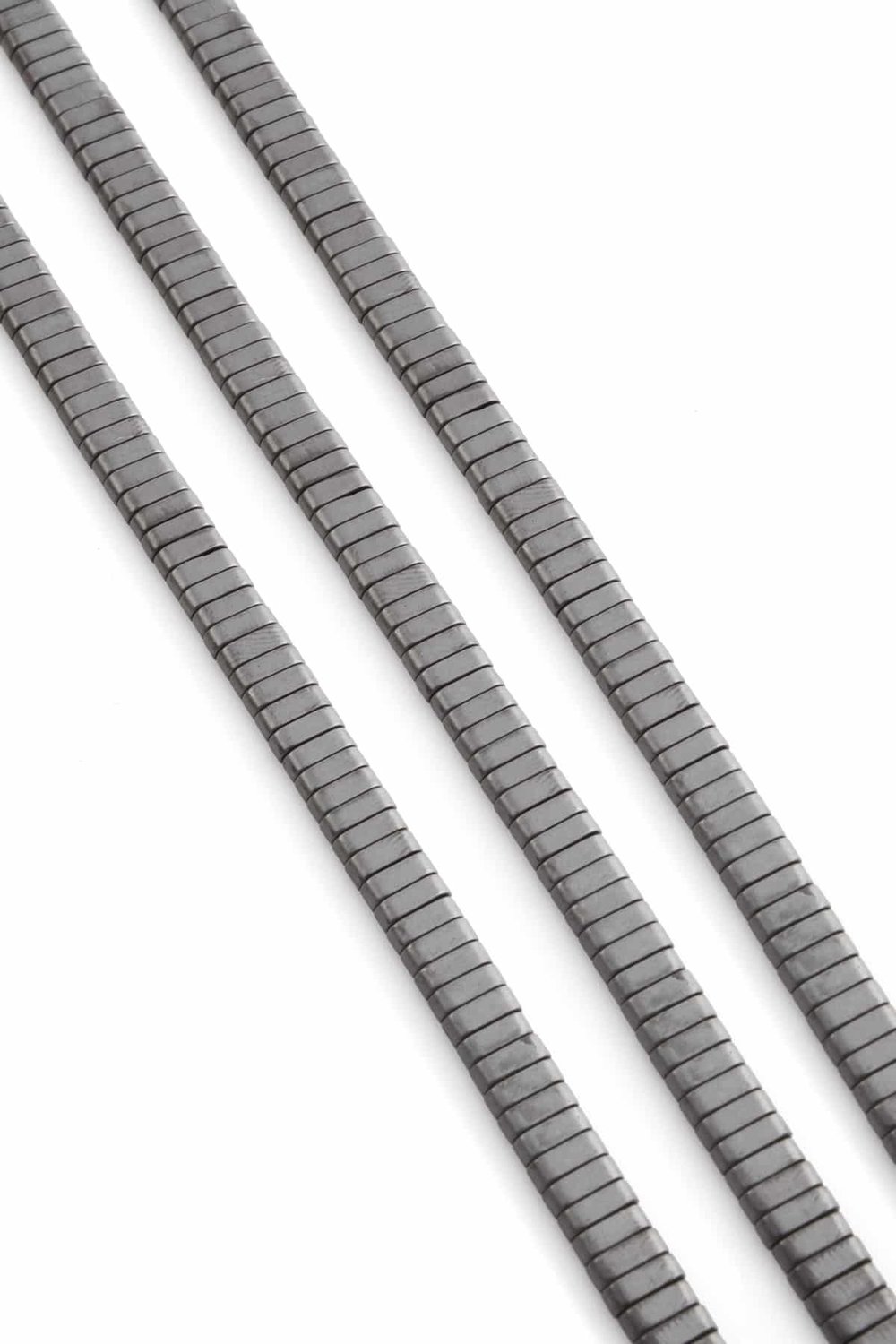 Hematit Doğal Taş Mat Gri Çift Delikli 6x2mm Dizi