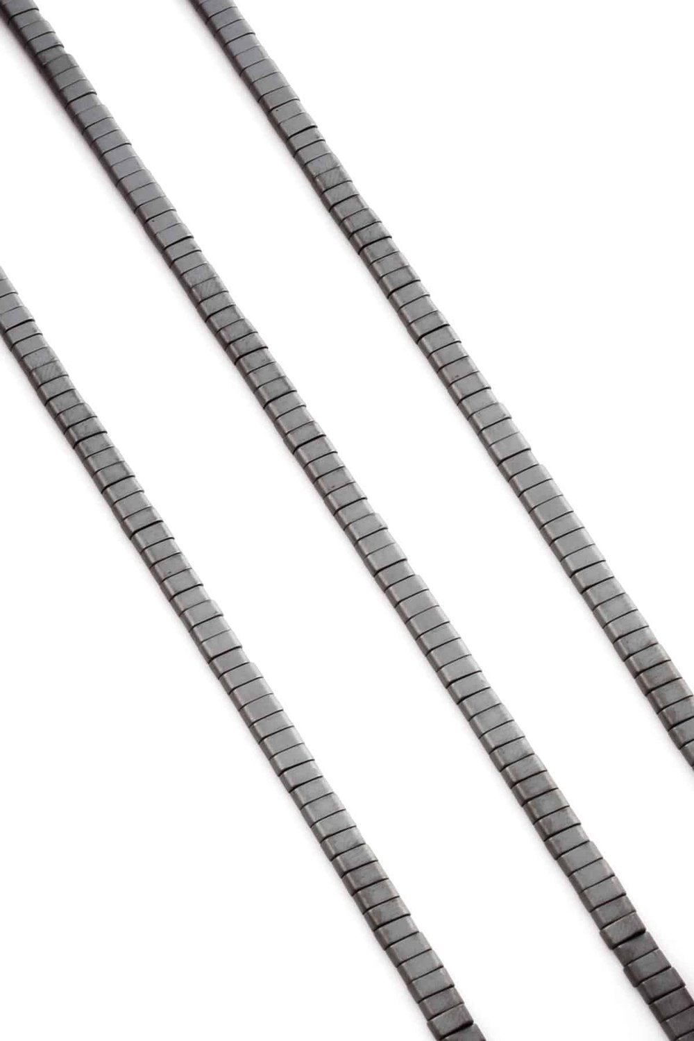 Hematit Taşı Yassı Dikdörtgen Kesim Mat Gri 4x2mm Doğal Taş Dizi
