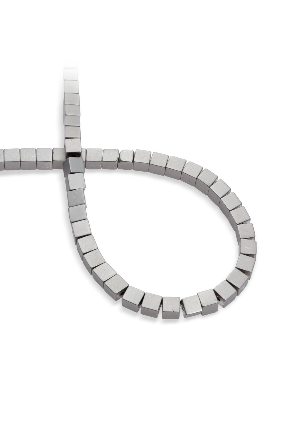 Hematit Taşı Küp Kesim Mat Titanyum 6x6mm Doğal Taş Dizi