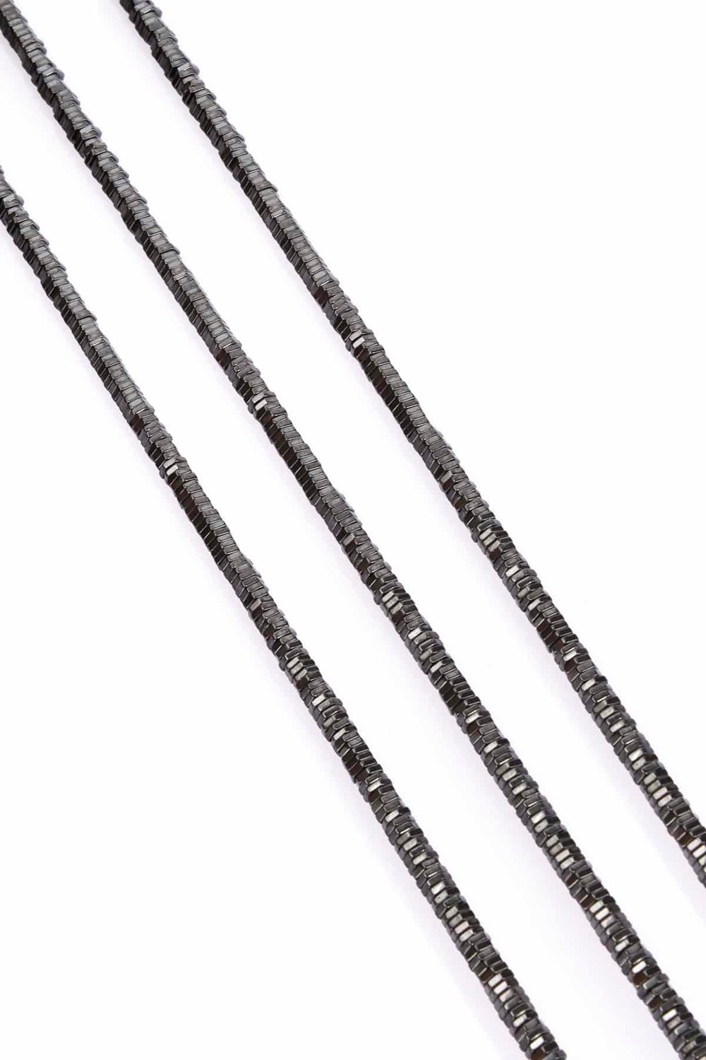Hematit Taşı Altıgen Kesim Parlak Füme 4x1mm Doğal Taş Dizi