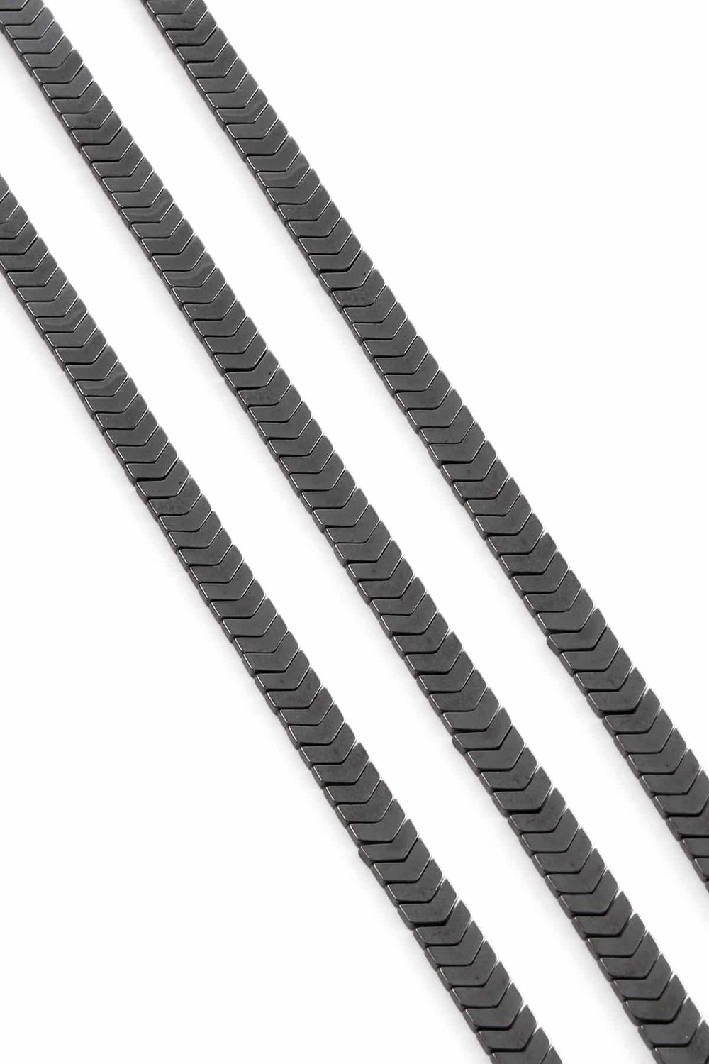 Hematit Taşı Çavuş Kesim Parlak Füme 6x2mm Doğal Taş Dizi