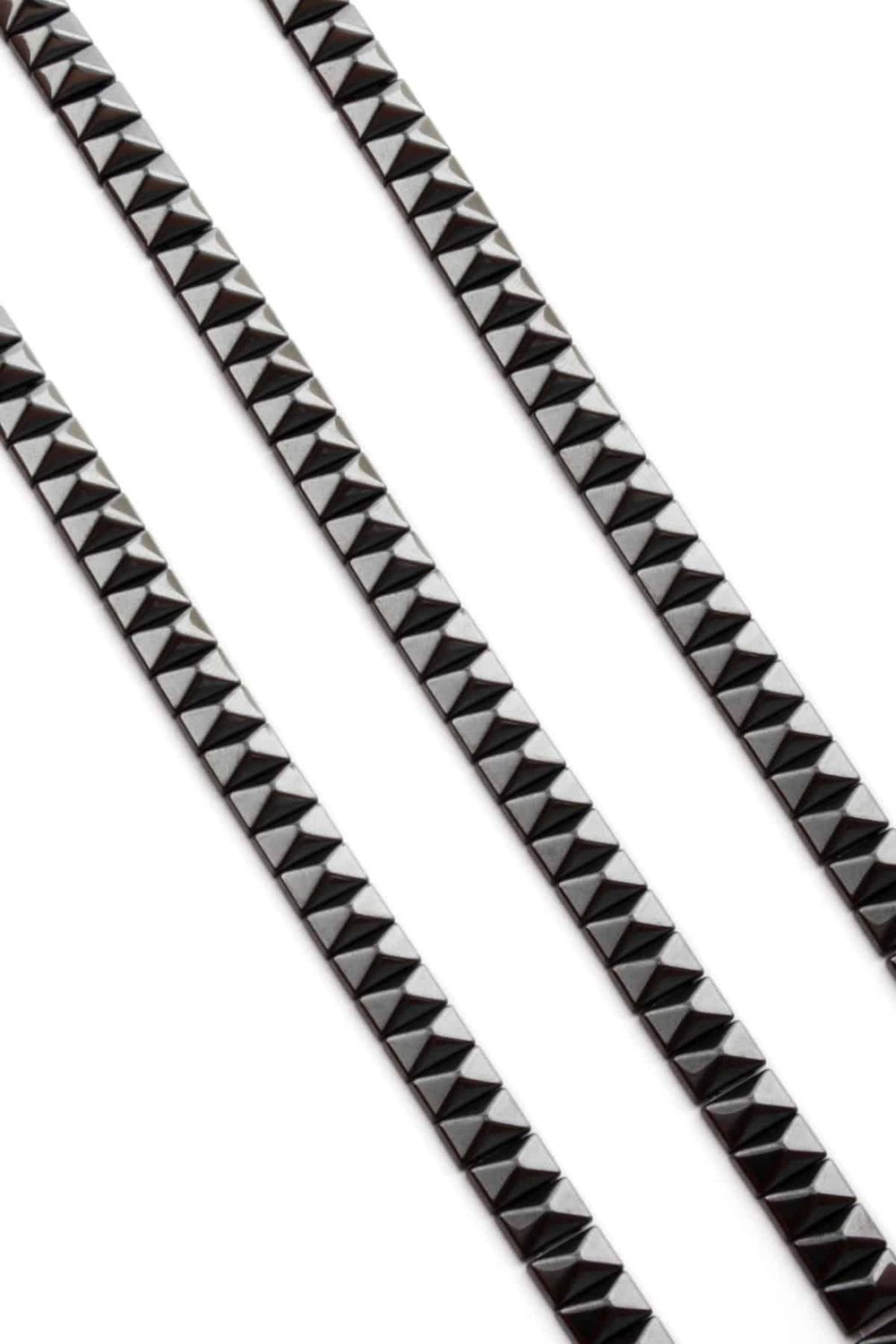 Hematit Taşı Piramit Kesim Parlak Füme 8x5mm Doğal Taş Dizi