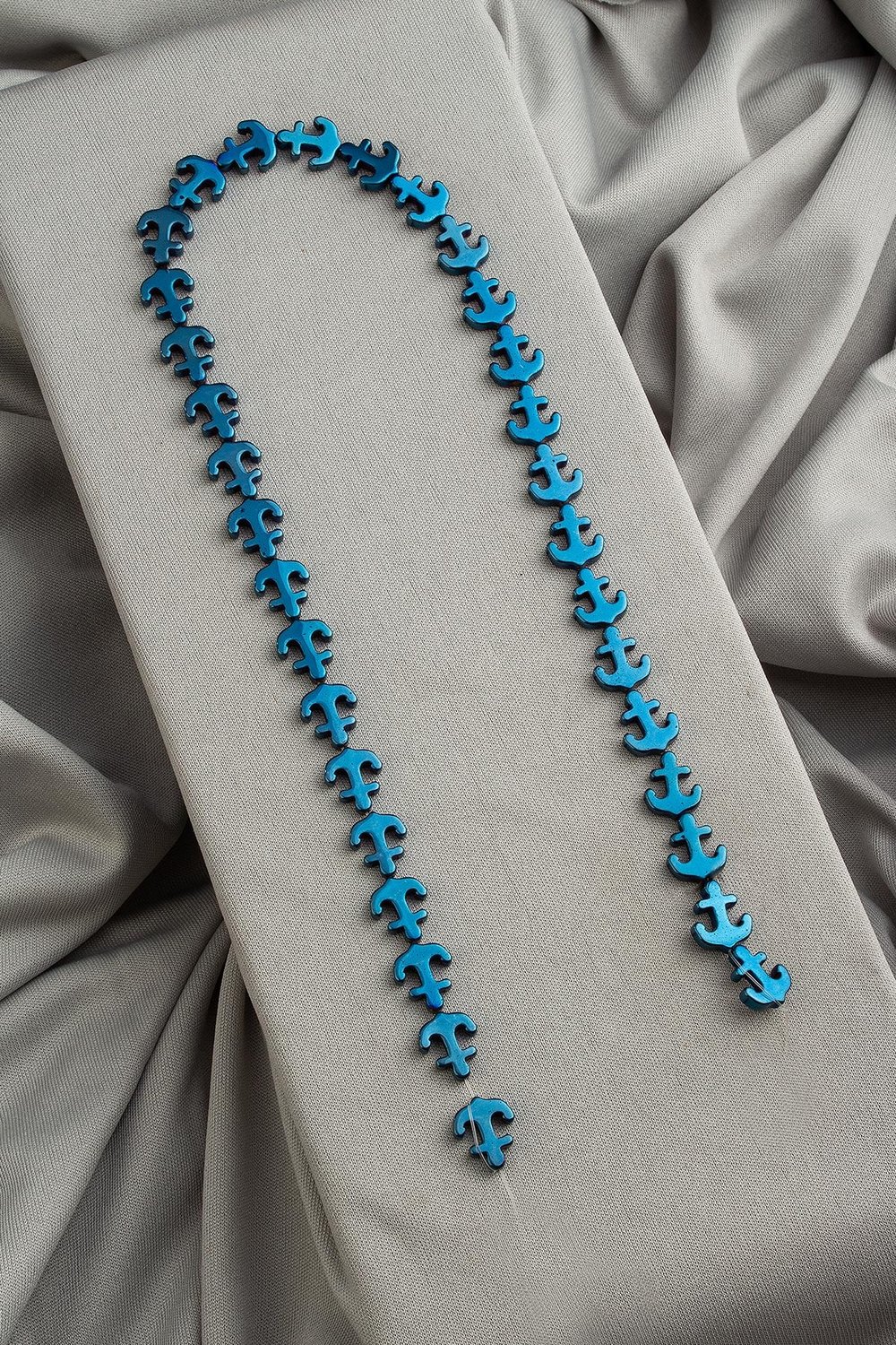 Hematit Doğal Taş Parlak Mavi Gemi Çapası Kesim 13x11mm Dizi
