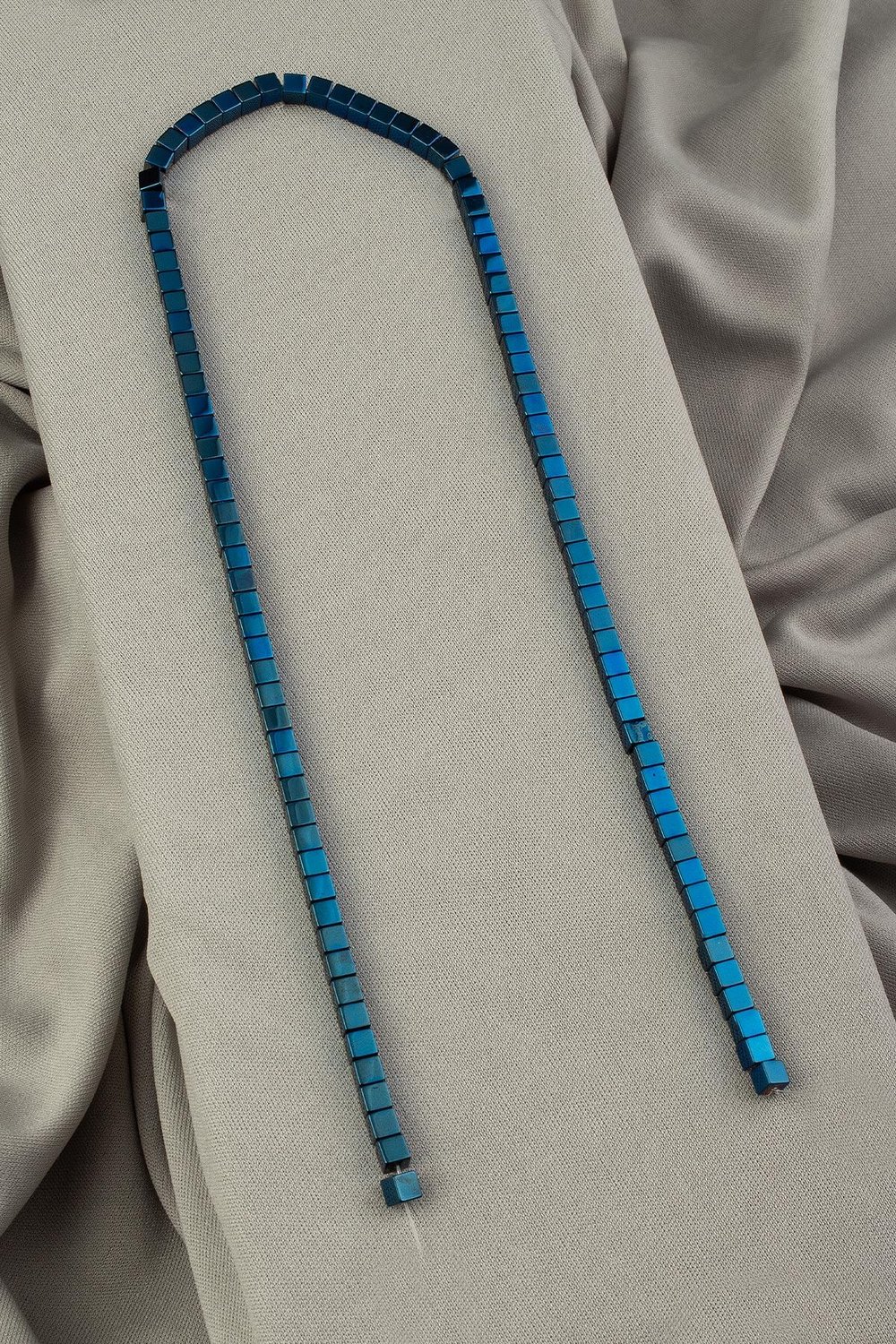 Hematit Doğal Taş Parlak Mavi Küp Kesim 4x4mm Dizi [AA]