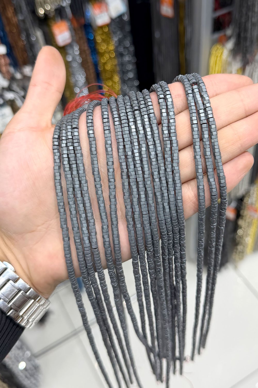Hematit Taşı 4x2mm Altıgen Kesim Doğal Taş Diziler