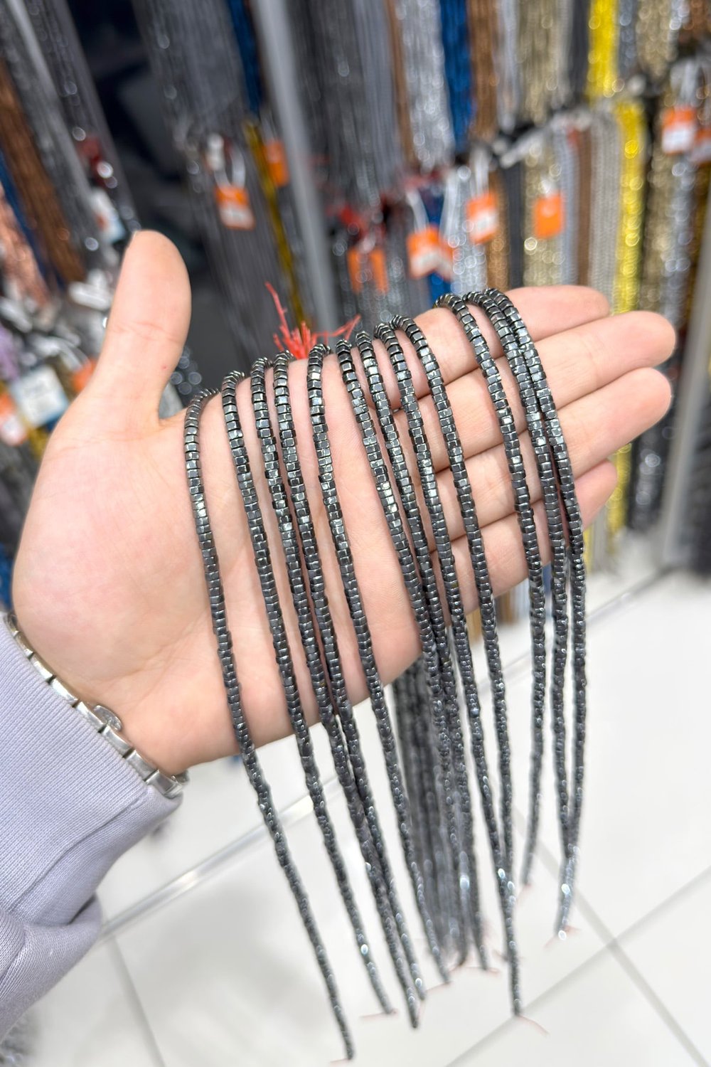 Hematit Taşı 4x2mm Altıgen Kesim Doğal Taş Diziler