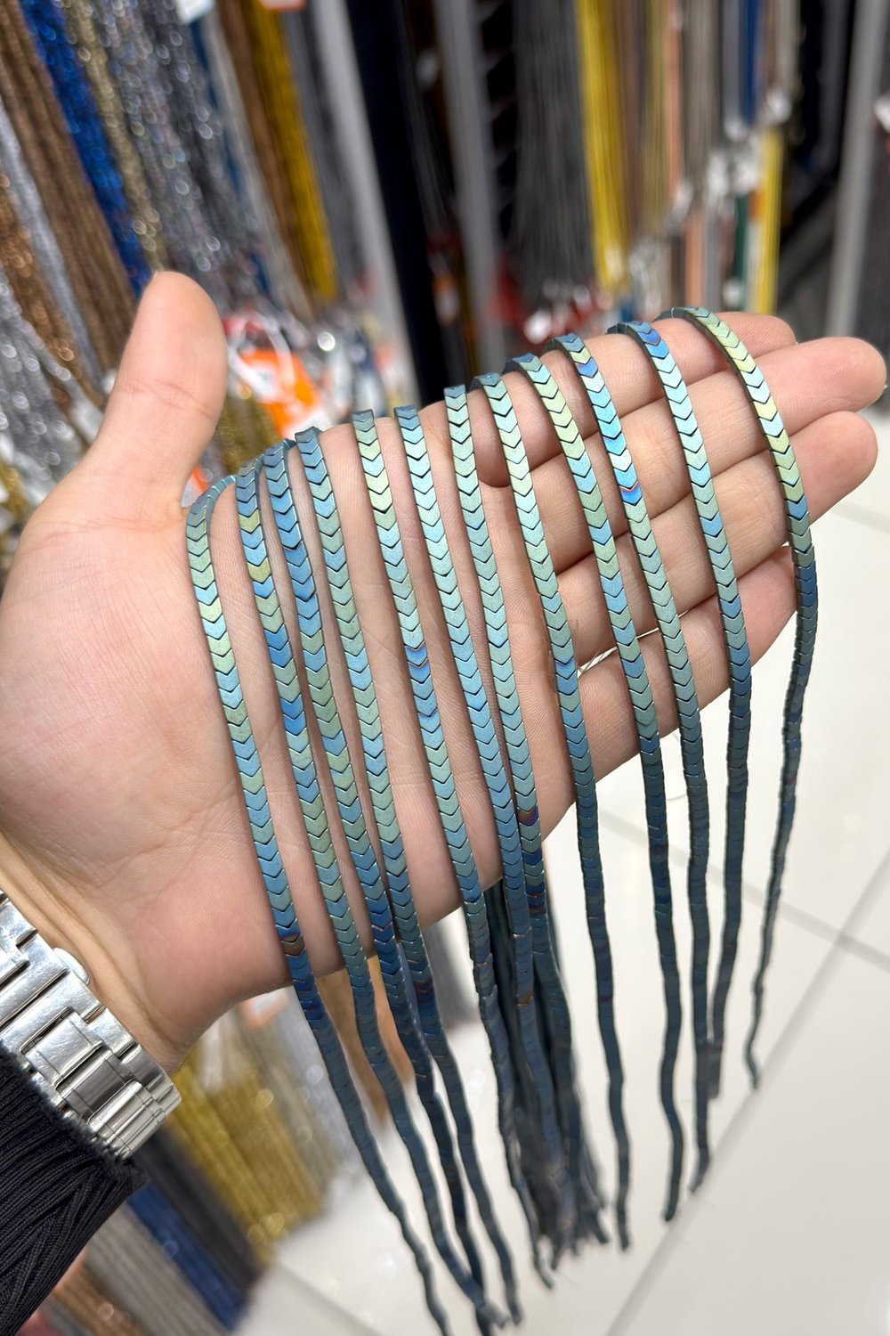 Hematit Taşı 4x2mm Çavuş Kesim Doğal Taş Diziler