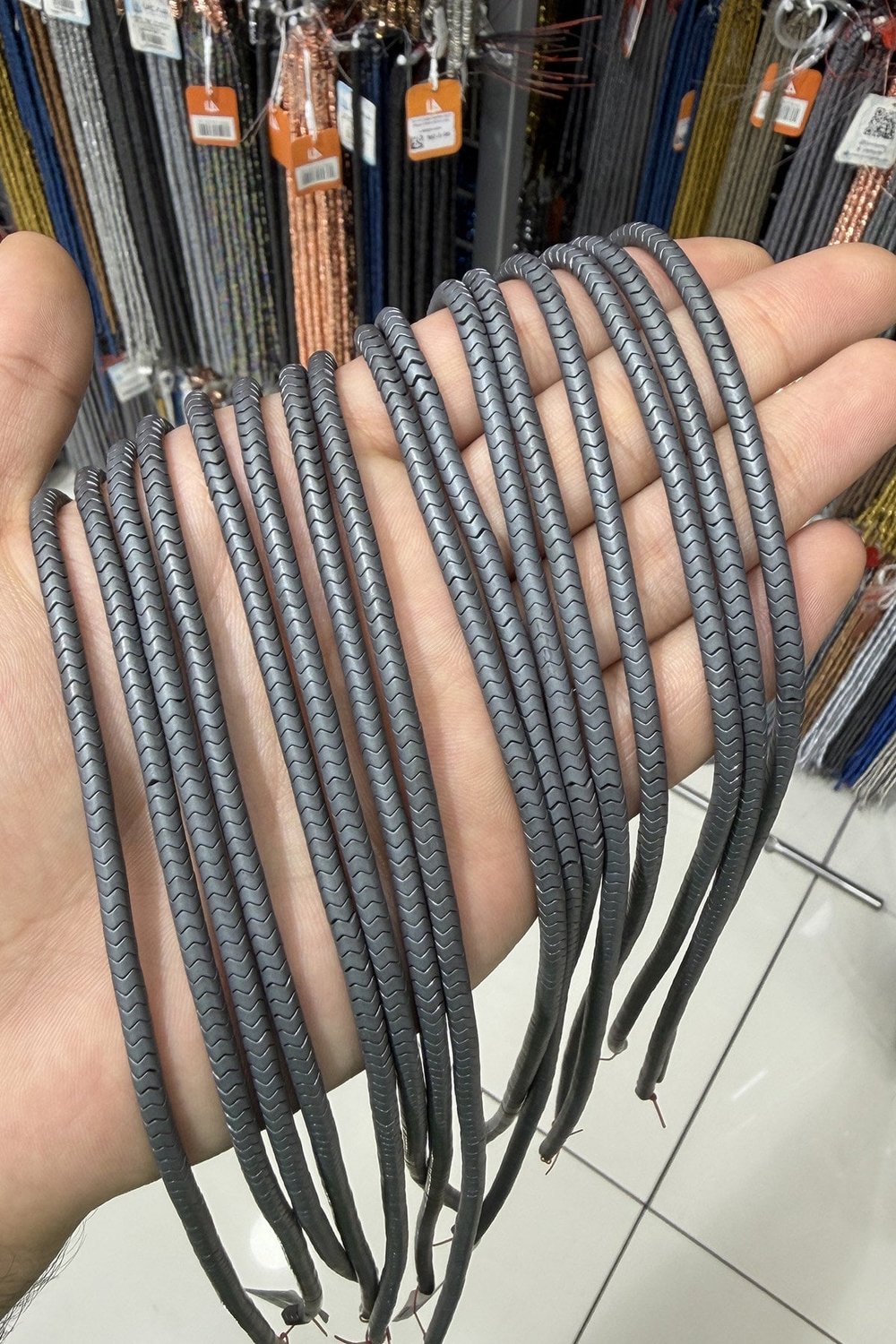 Hematit Taşı 4x2mm Dalgalı Rondela Kesim Doğal Taş Diziler