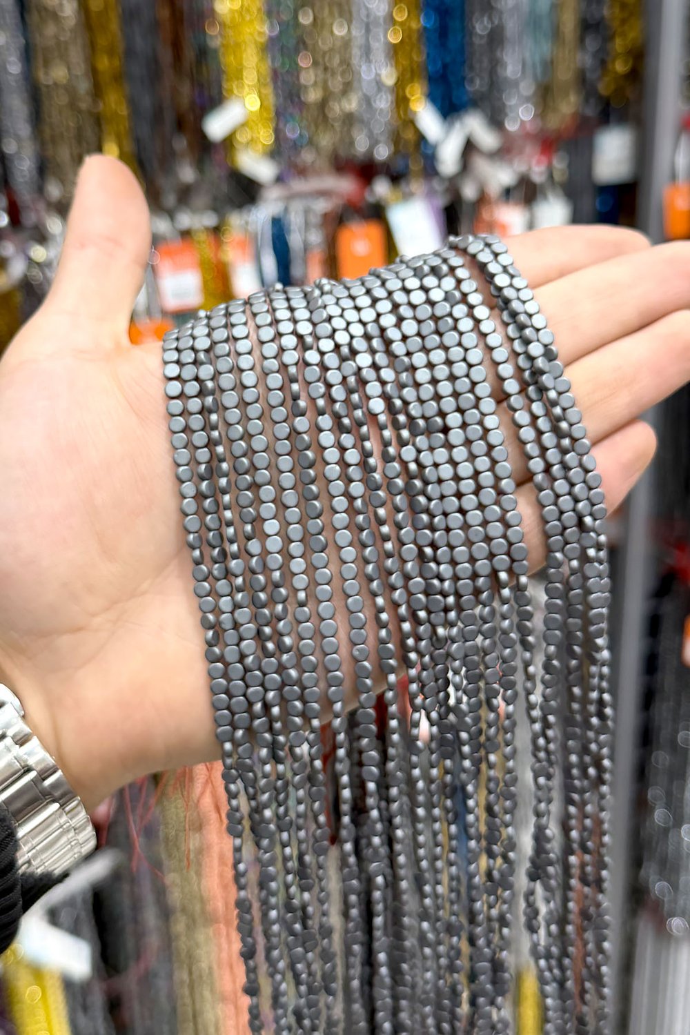 Hematit Taşı 4x4mm Daire Kesim Doğal Taş Diziler