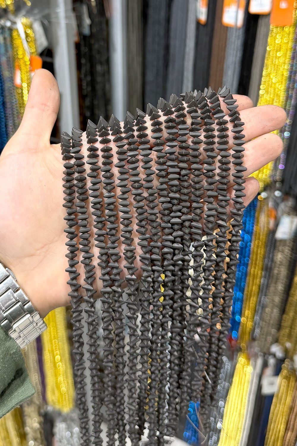 Hematit Taşı 6x3mm Üçgen Rondela Kesim Doğal Taş Diziler
