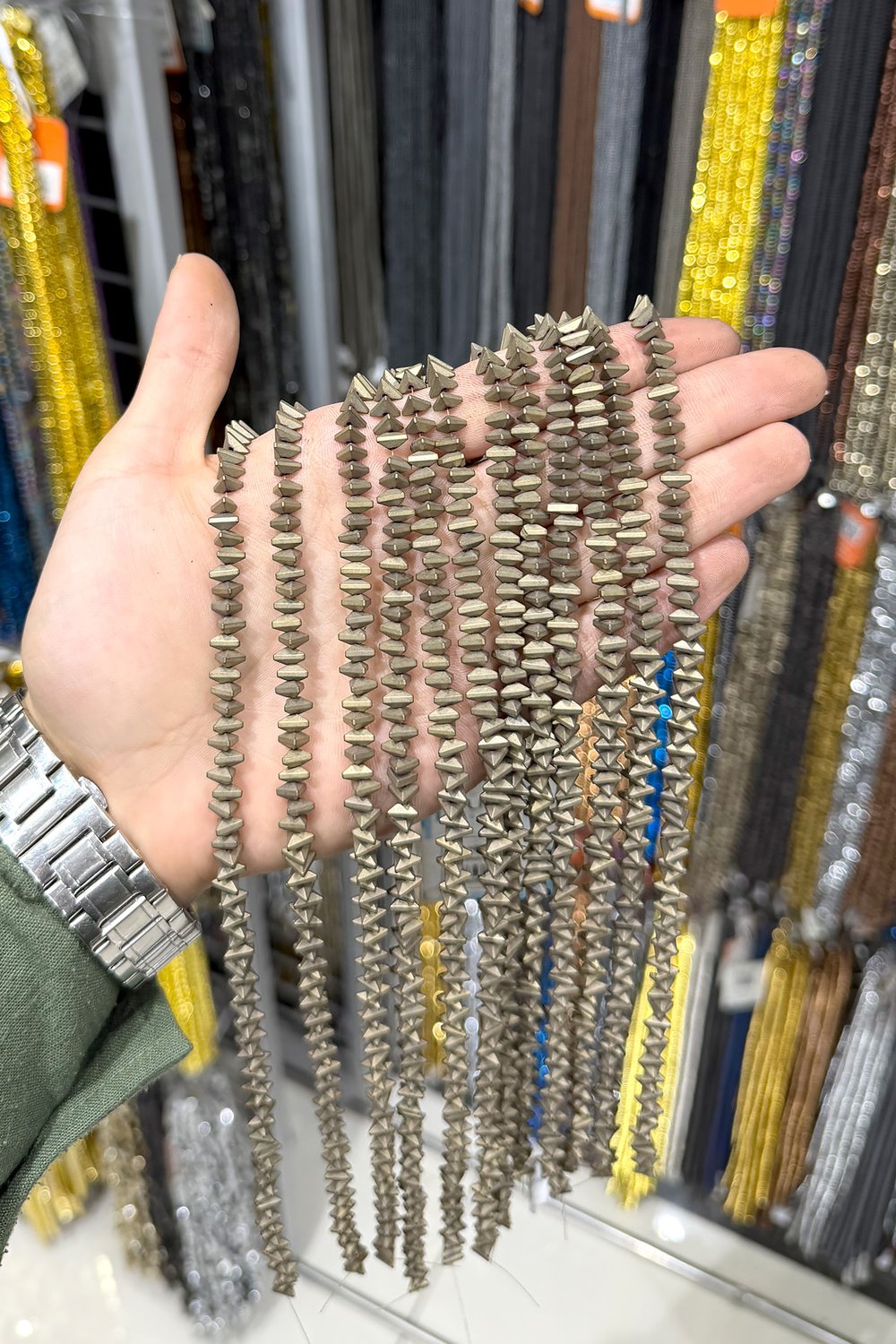 Hematit Taşı 6x3mm Üçgen Rondela Kesim Doğal Taş Diziler