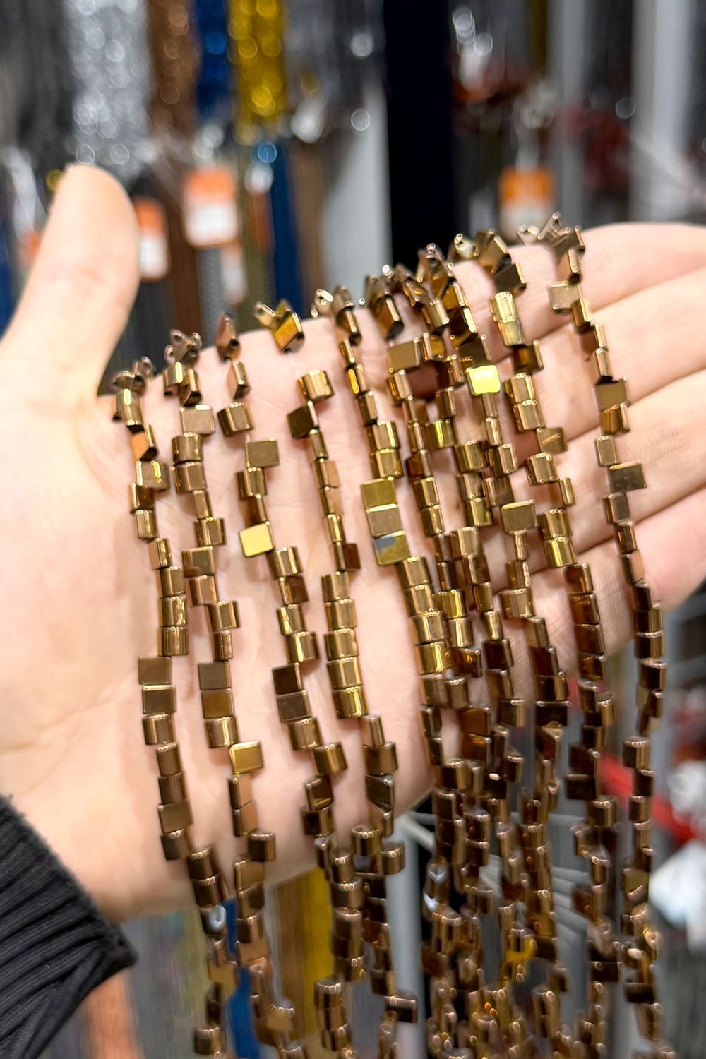 Hematit Taşı 6x5mm Bombeli Kesim Doğal Taş Diziler