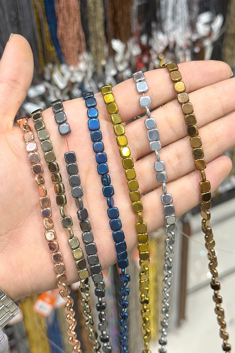 Hematit Taşı 6x6mm Yatsı Kare Kesim Doğal Taş Diziler