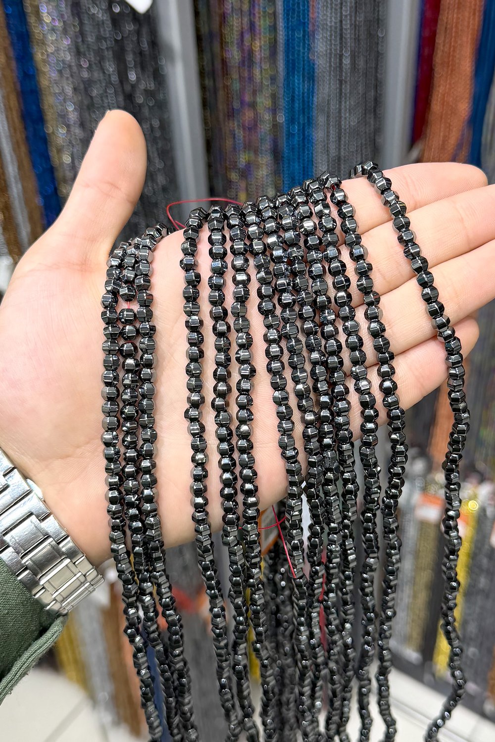 Hematit Taşı Altıgen Kesim Parlak Füme 5x5mm Doğal Taş Dizi