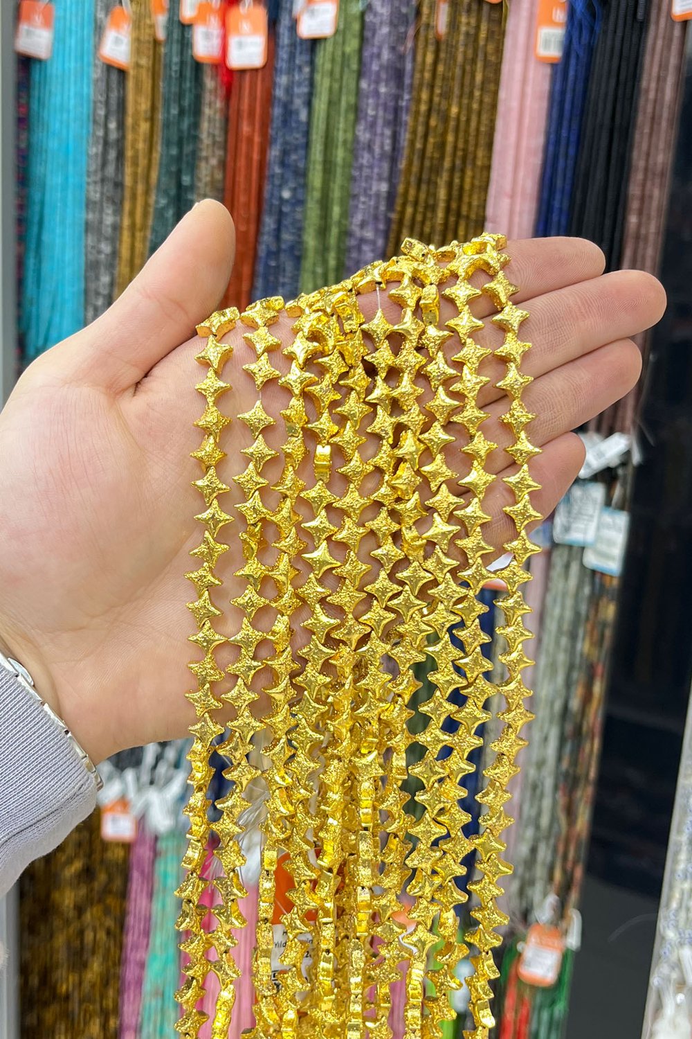 Hematit Taşı Amorf Yıldız Kesim Sarı 8x8mm Doğal Taş Dizi