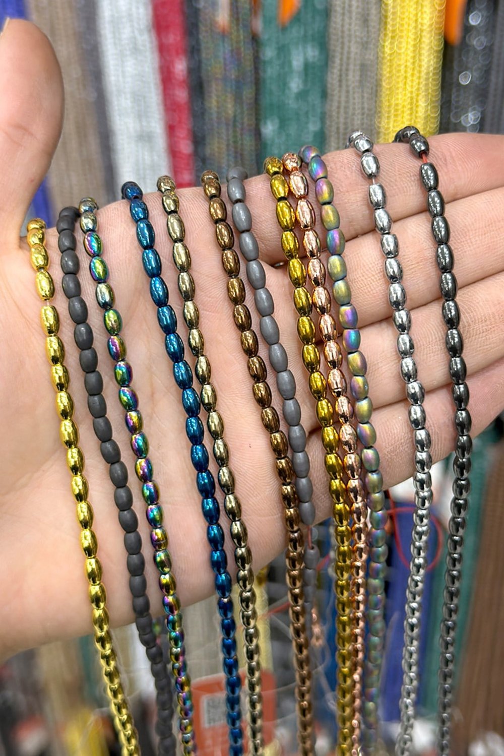 Hematit Taşı Arpa Kesim 4x6mm- Mat Siyah Gökkuşağı Doğal Taş Dizi