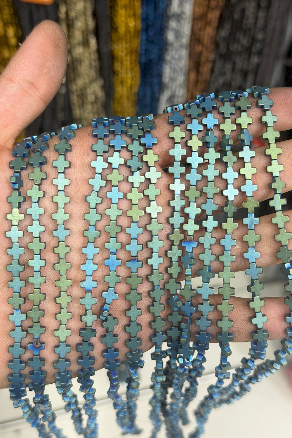 Hematit Taşı Artı Kesim Mat Yeşil 6x6mm Doğal Taş Dizi