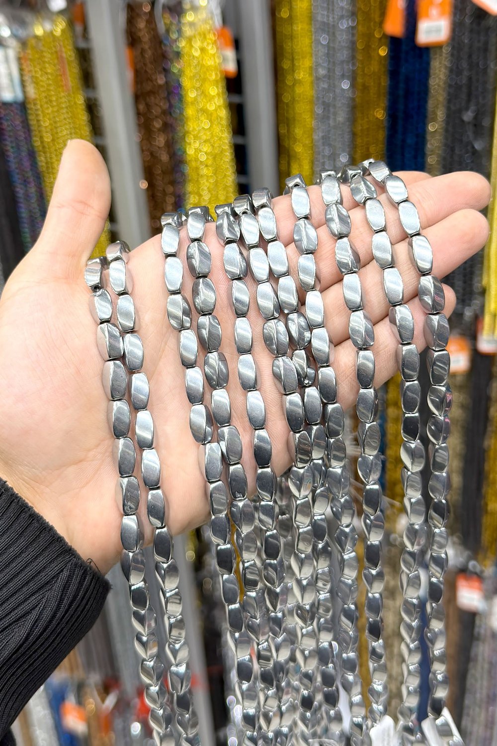 Hematit Taşı Burgulu Kesim Parlak Gümüş 6x12mm Doğal Taş Dizi