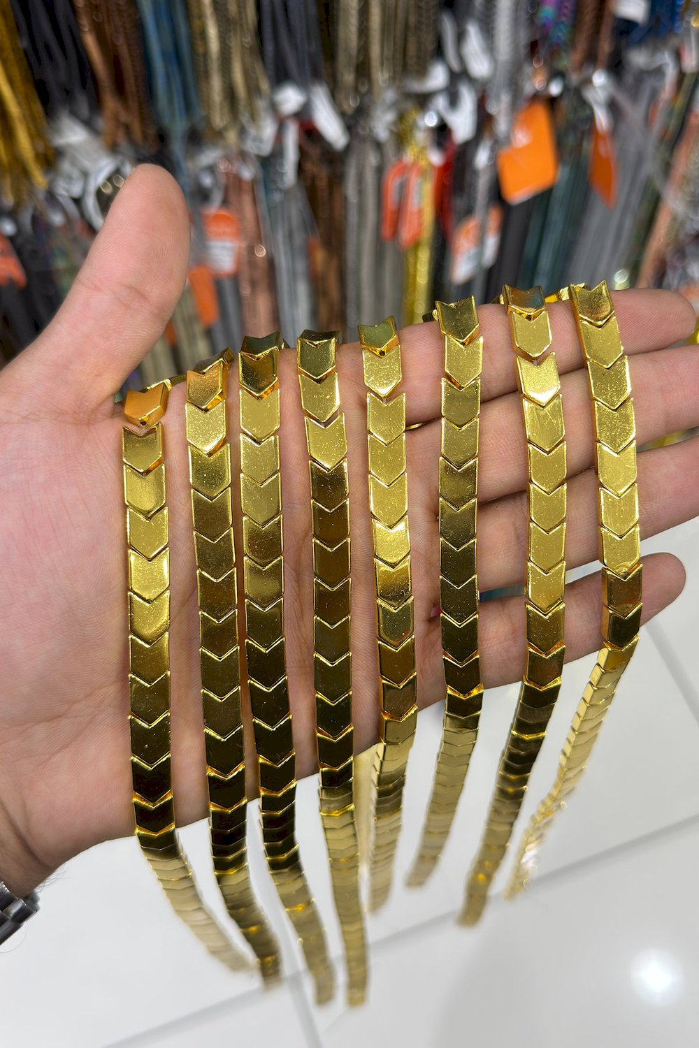 Hematit Taşı Çavuş Kesim Parlak Füme 8x8mm Doğal Taş Dizi