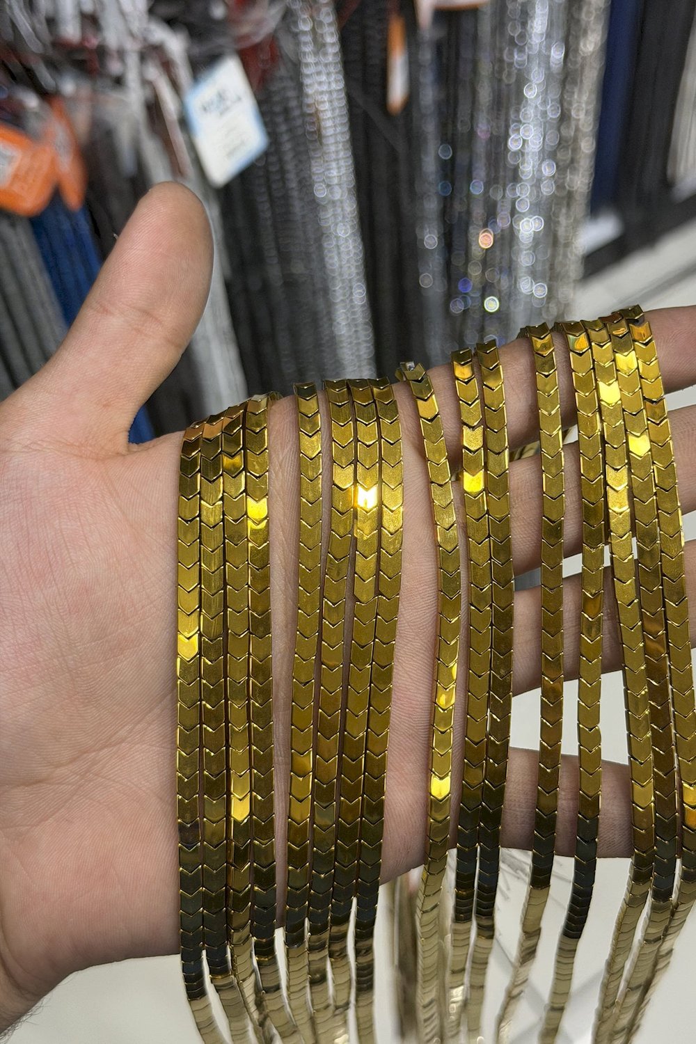 Hematit Taşı Çavuş Kesim Parlak Gold 4x4mm Doğal Taş Dizi