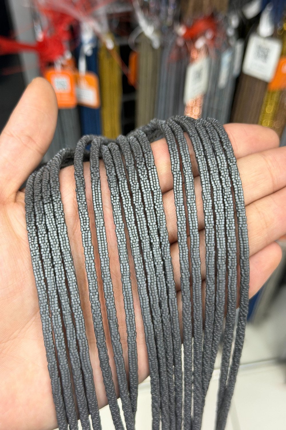 Hematit Taşı Çiçek Rondela Kesim Mat Gri 4x1mm Doğal Taş Dizi