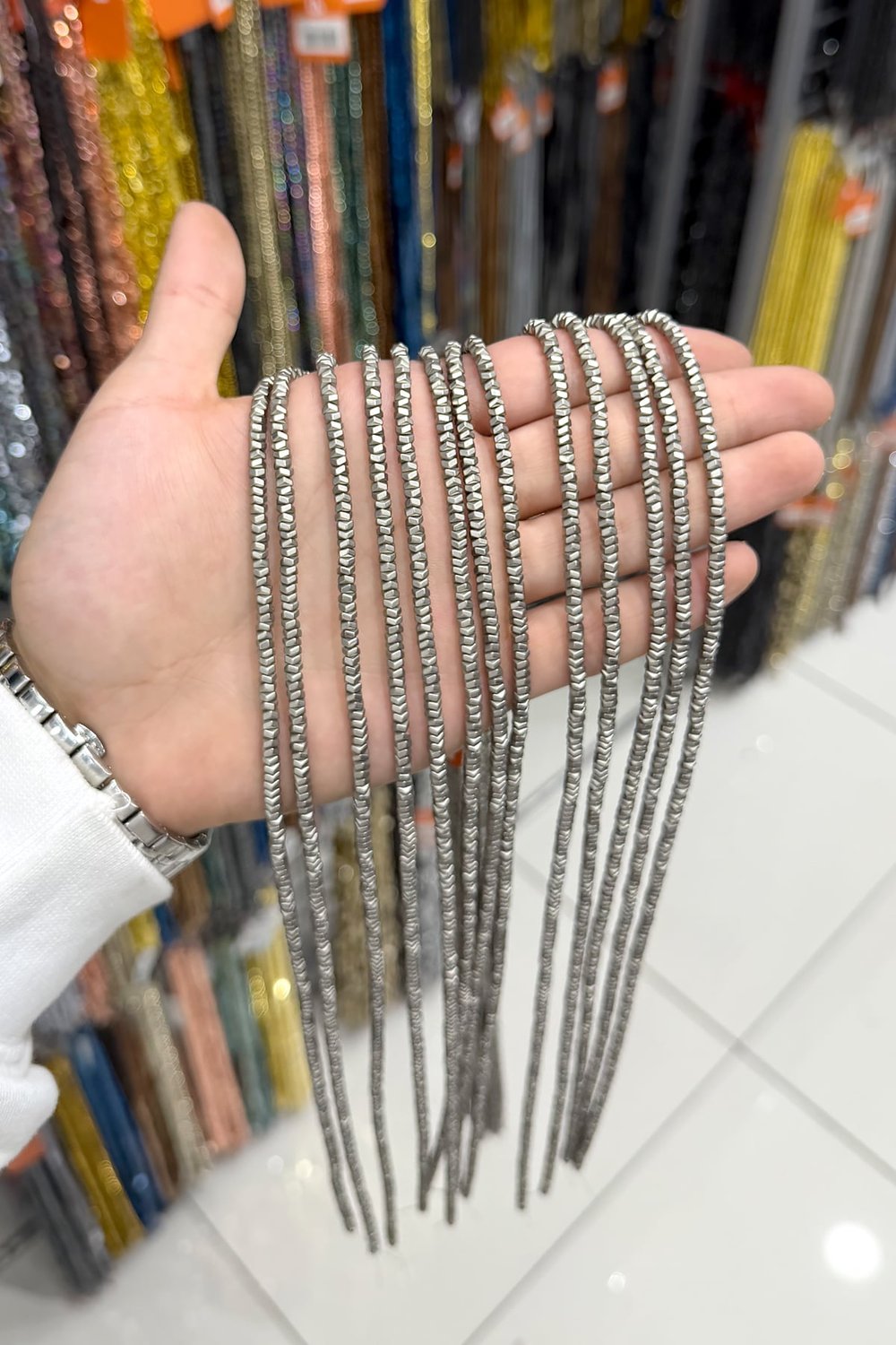 Hematit Taşı Dalgalı Rondela Kesim Mat Titanyum 4x2mm Doğal Taş Dizi