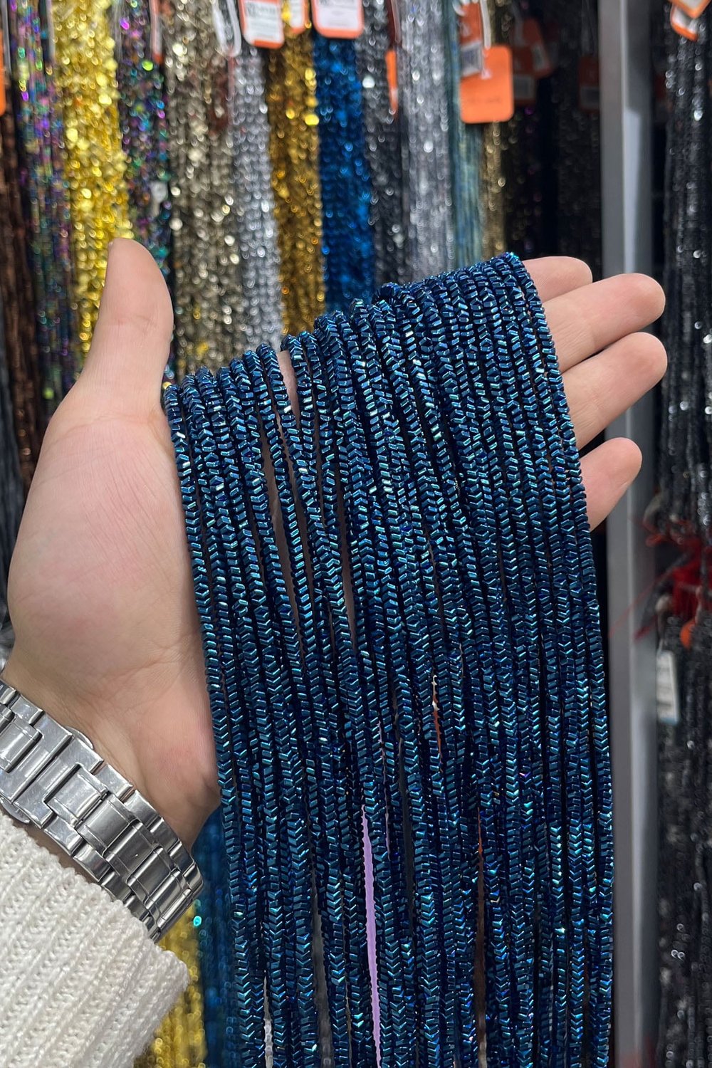 Hematit Taşı Dalgalı Kesim Parlak Mavi 4x2mm Doğal Taş Dizi