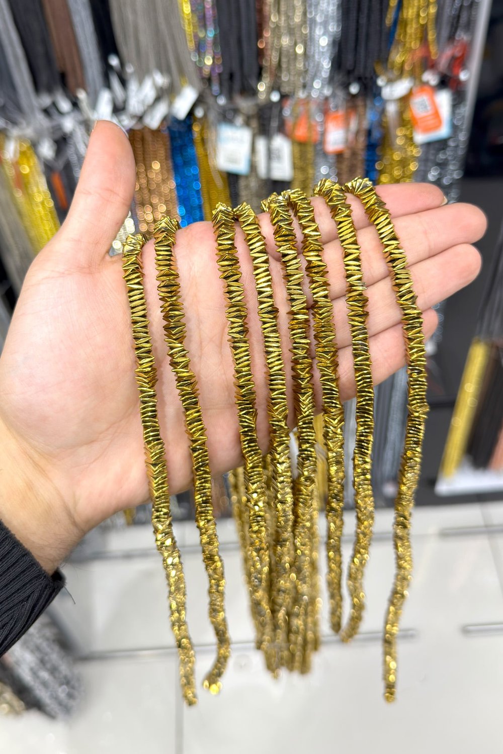 Hematit Taşı Dalgalı Rondela Kesim Parlak Gold 6x1mm Doğal Taş Dizi