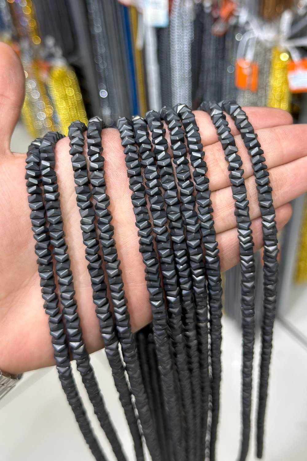 Hematit Taşı Dalgalı Rondela Kesim Mat Siyah 6x2mm Doğal Taş Dizi