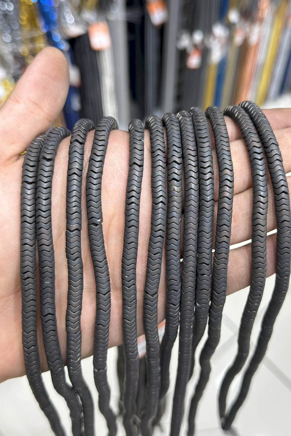 Hematit Taşı Dalgalı Rondela Kesim Mat Koyu Gri 6x2mm Doğal Taş Dizi