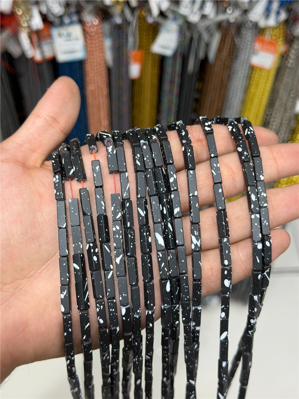 Hematit Taşı Dikdörtgen Kesim Mat Siyah 4x13mm Doğal Taş Dizi