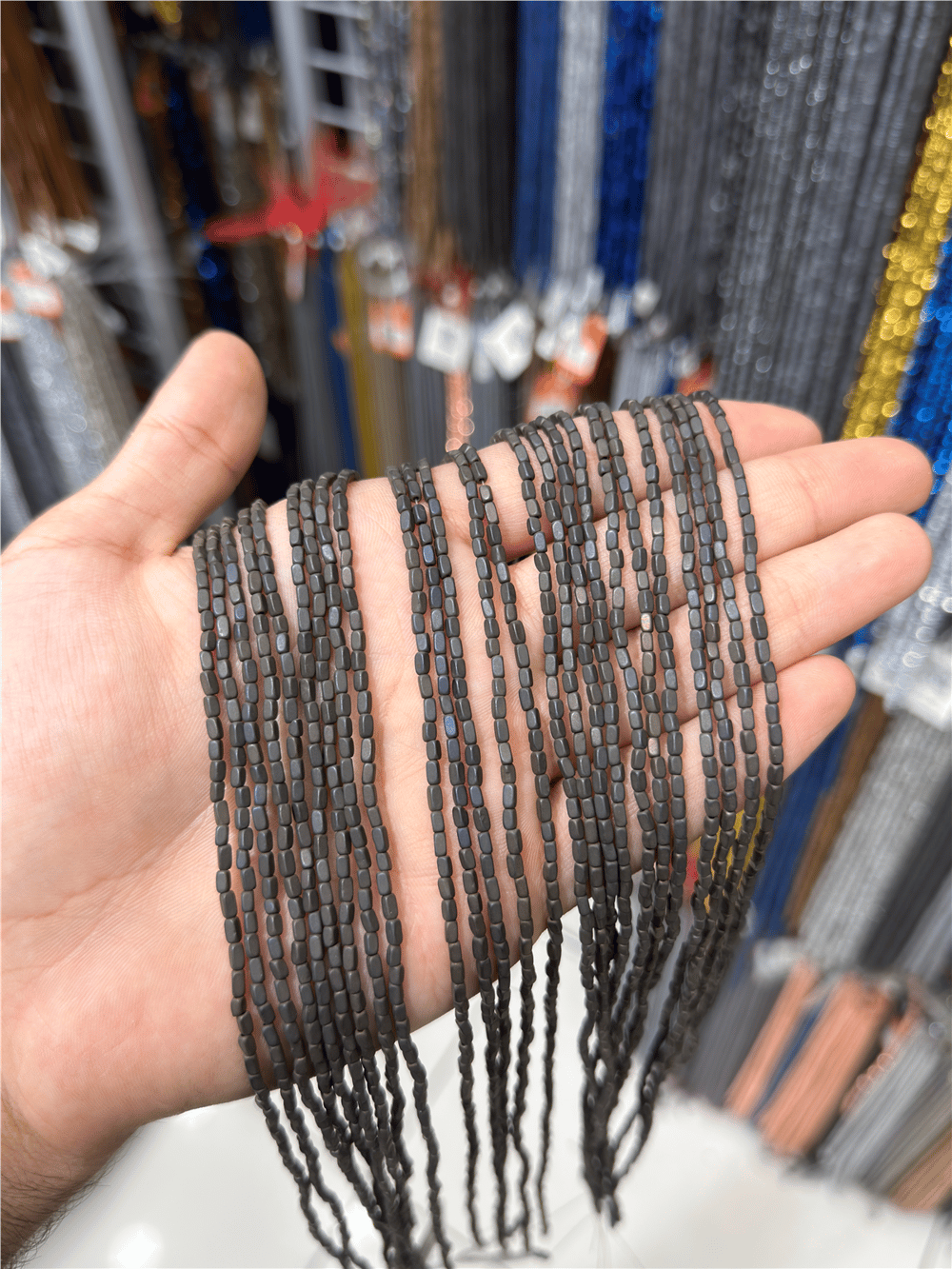 Hematit Taşı Dikdörtgen Kesim Mat Siyah 2x4mm Doğal Taş Dizi