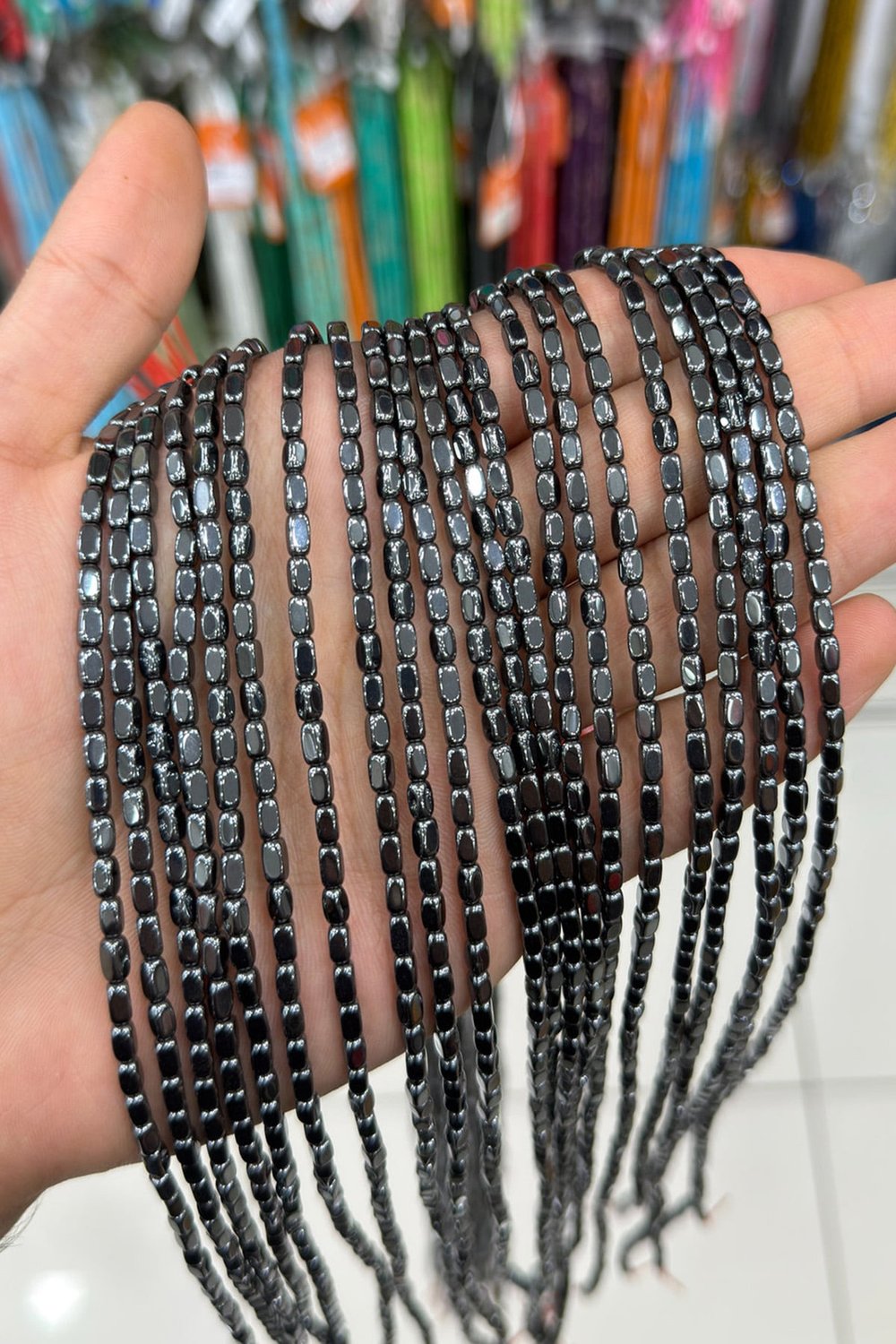 Hematit Taşı Dikdörtgen Kesim Parlak Füme 3x5mm Doğal Taş Dizi