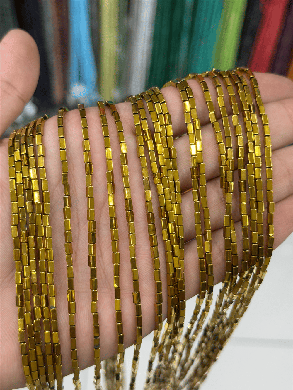 Hematit Taşı Dikdörtgen Kesim Parlak Gold 2x4mm Doğal Taş Dizi
