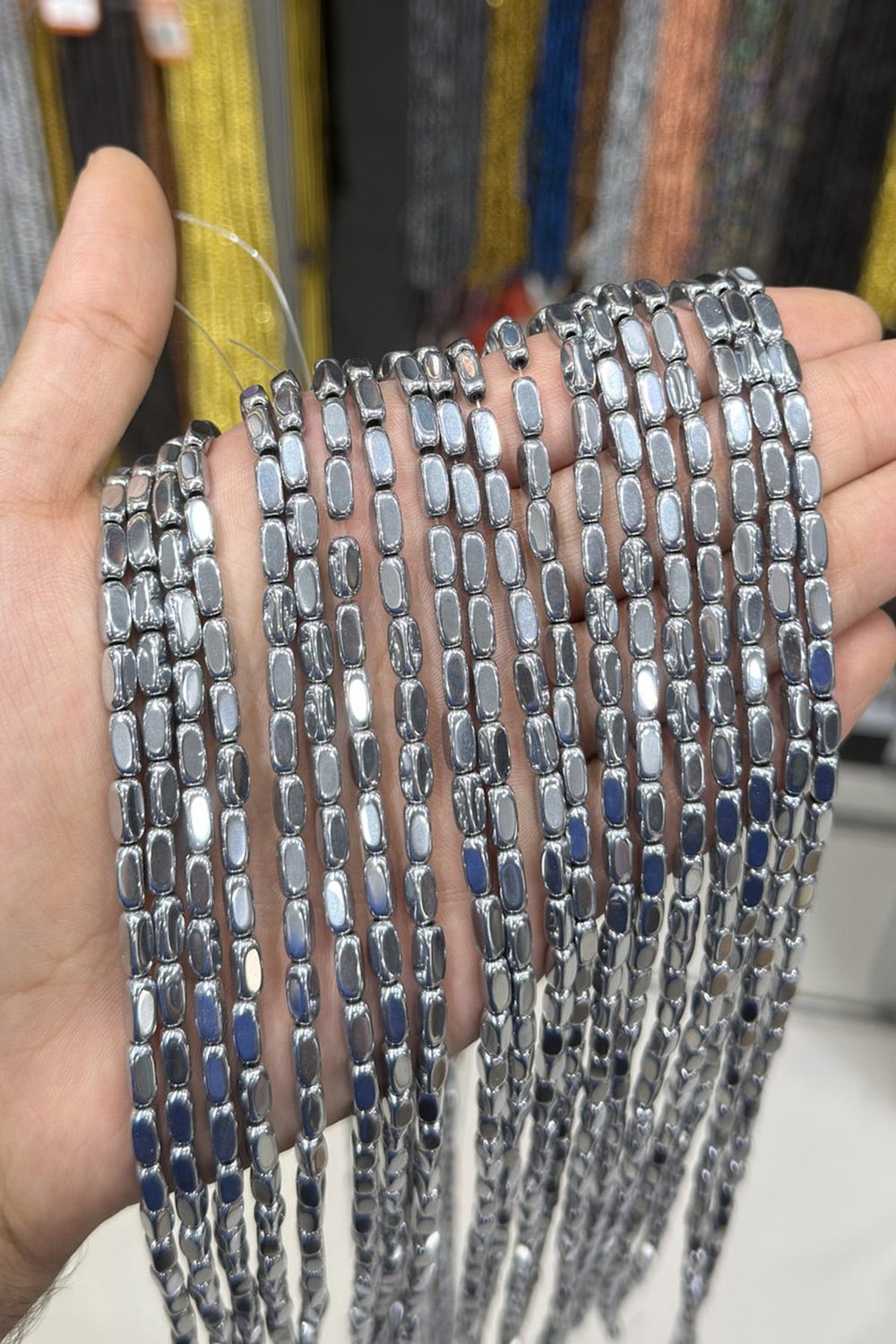 Hematit Taşı Dikdörtgen Kesim Parlak Gümüş 4x8mm Doğal Taş Dizi
