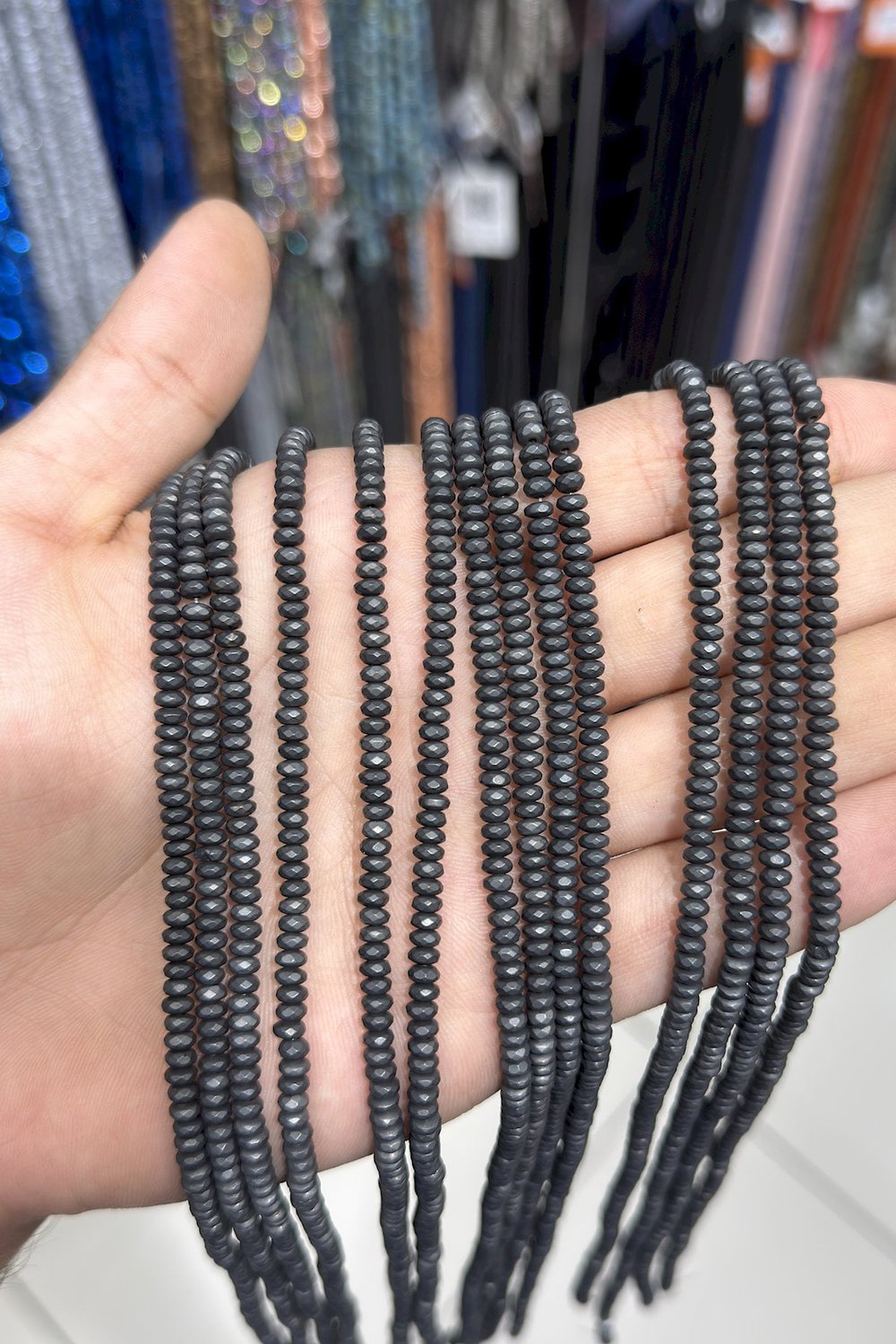 Hematit Taşı Fasetli Rondela Kesim Mat Siyah 4x2mm Doğal Taş Dizi