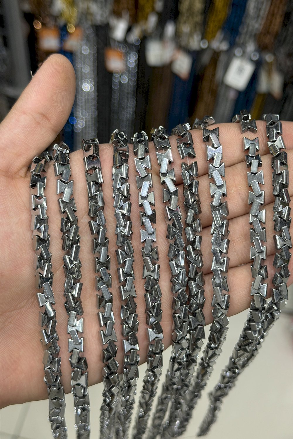 Hematit Taşı Fiyonk Kesim Parlak Gümüş 6x6mm Doğal Taş Dizi