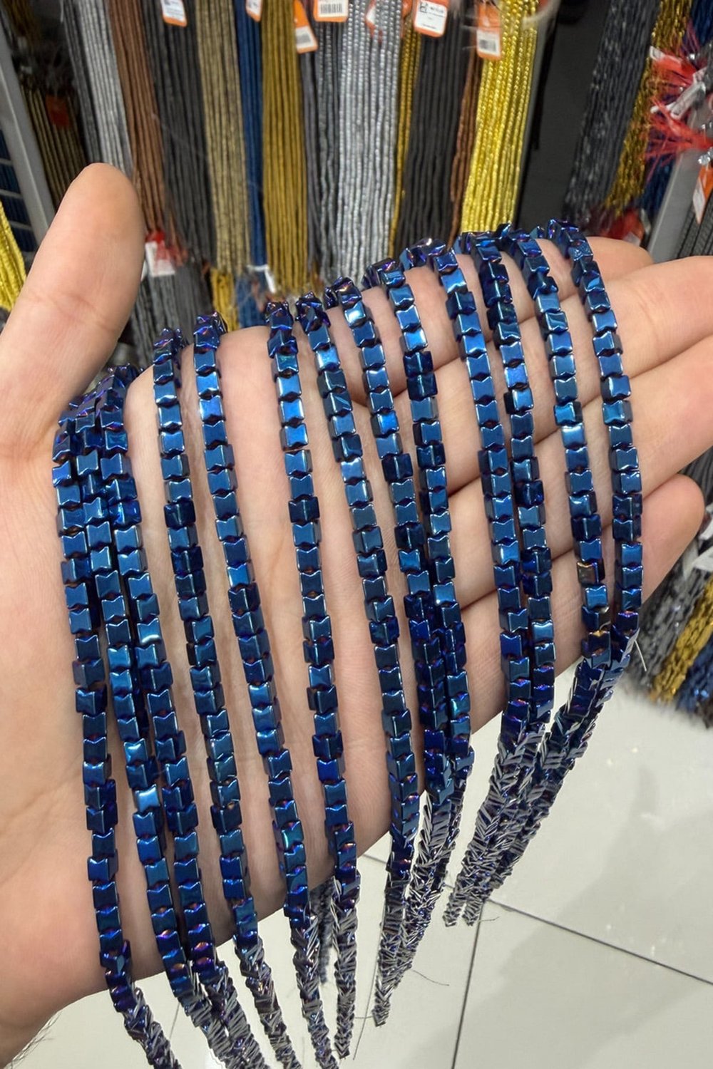 Hematit Taşı Fiyonk Kesim Parlak Mavi 4x4mm Doğal Taş Dizi