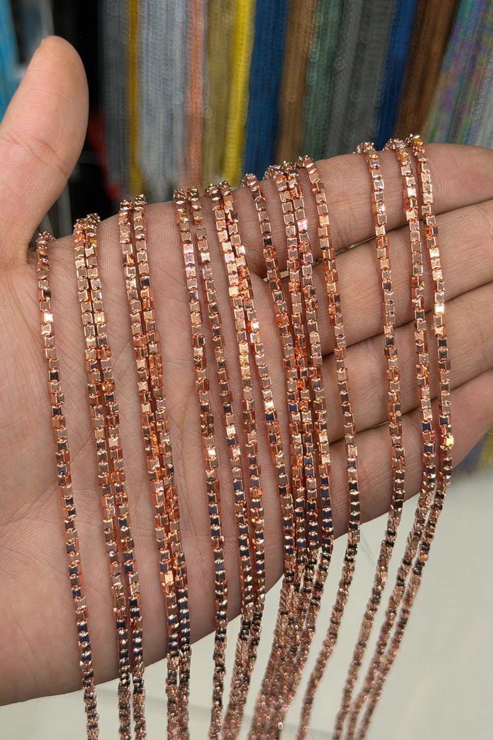 Hematit Taşı Fiyonk Kesim Parlak Roz 2x2mm Doğal Taş Dizi