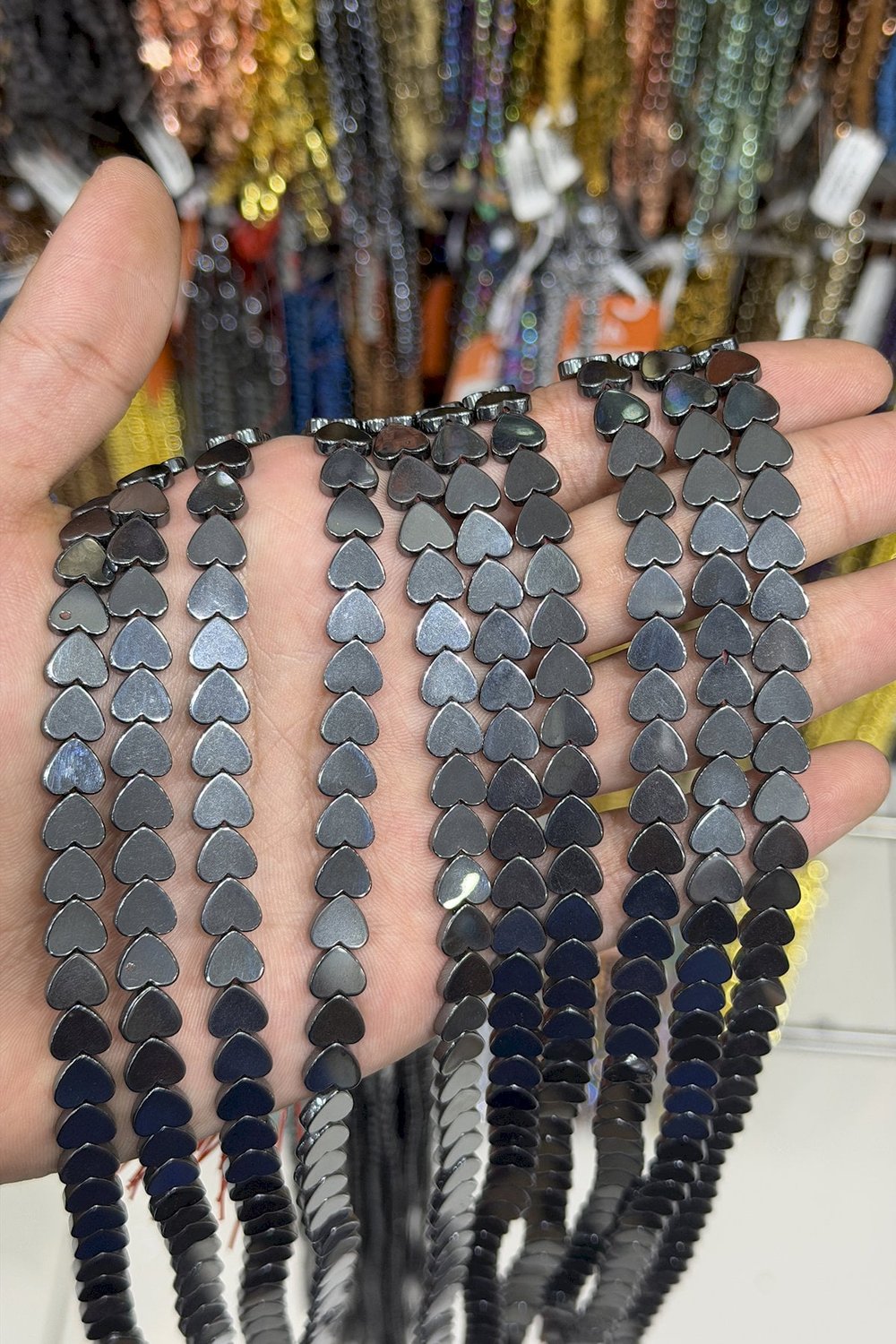 Hematit Taşı Kalp Kesim Parlak Füme 8mm Doğal Taş Dizi