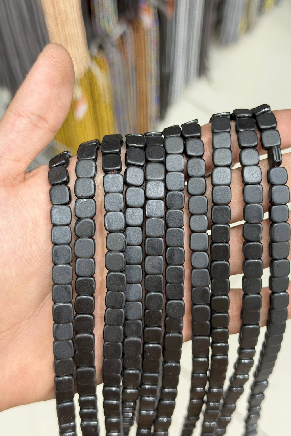 Hematit Taşı Kanallı Yassı Kare Kesim 8x8mm- Mat Siyah Doğal Taş Dizi