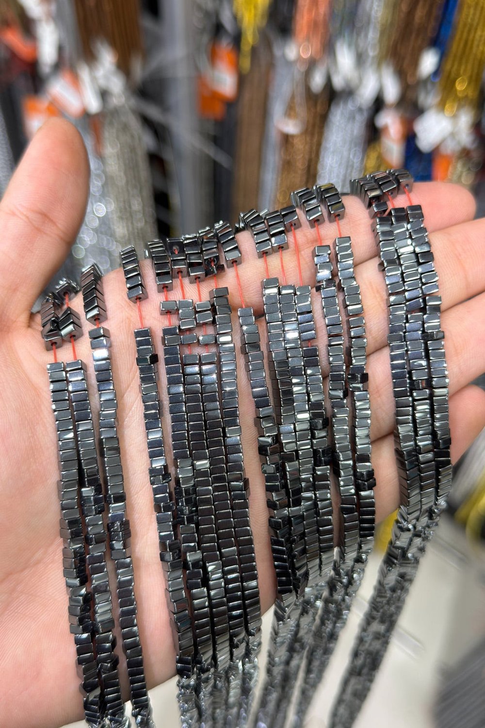 Hematit Taşı Kare Kesim Parlak Füme 4x2mm Doğal Taş Dizi