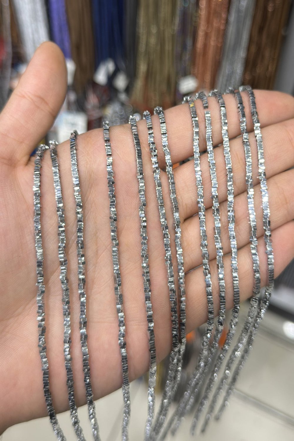 Hematit Taşı Kare Kesim Parlak Gümüş 2x1mm Doğal Taş Dizi