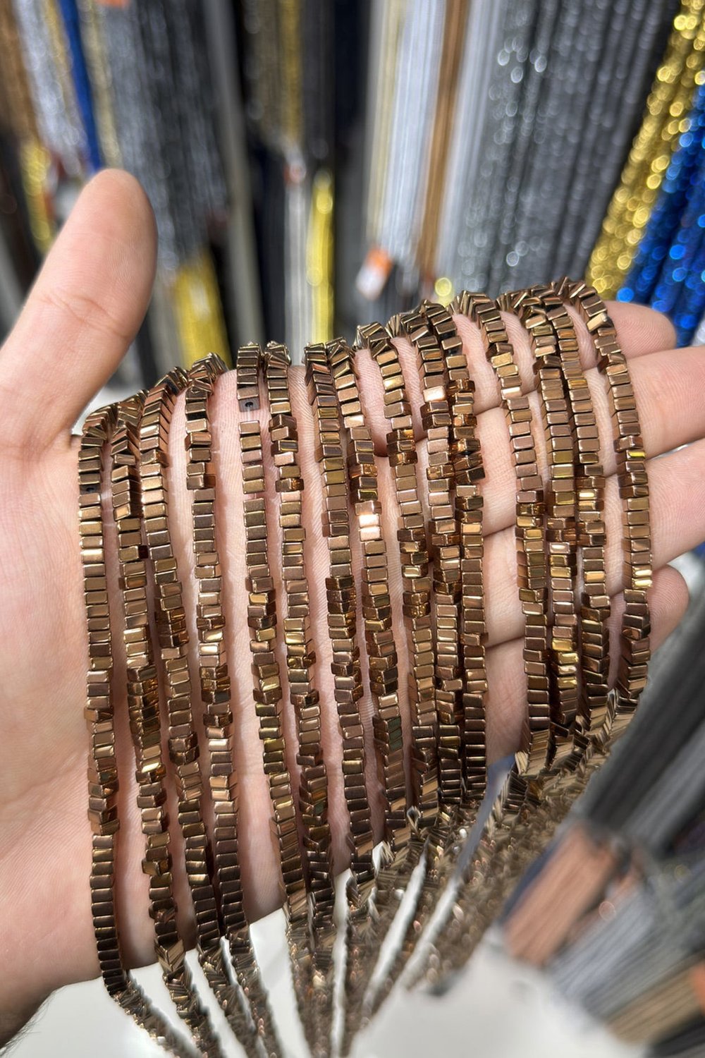 Hematit Taşı Kare Kesim Parlak Kahverengi 4x2mm Doğal Taş Dizi