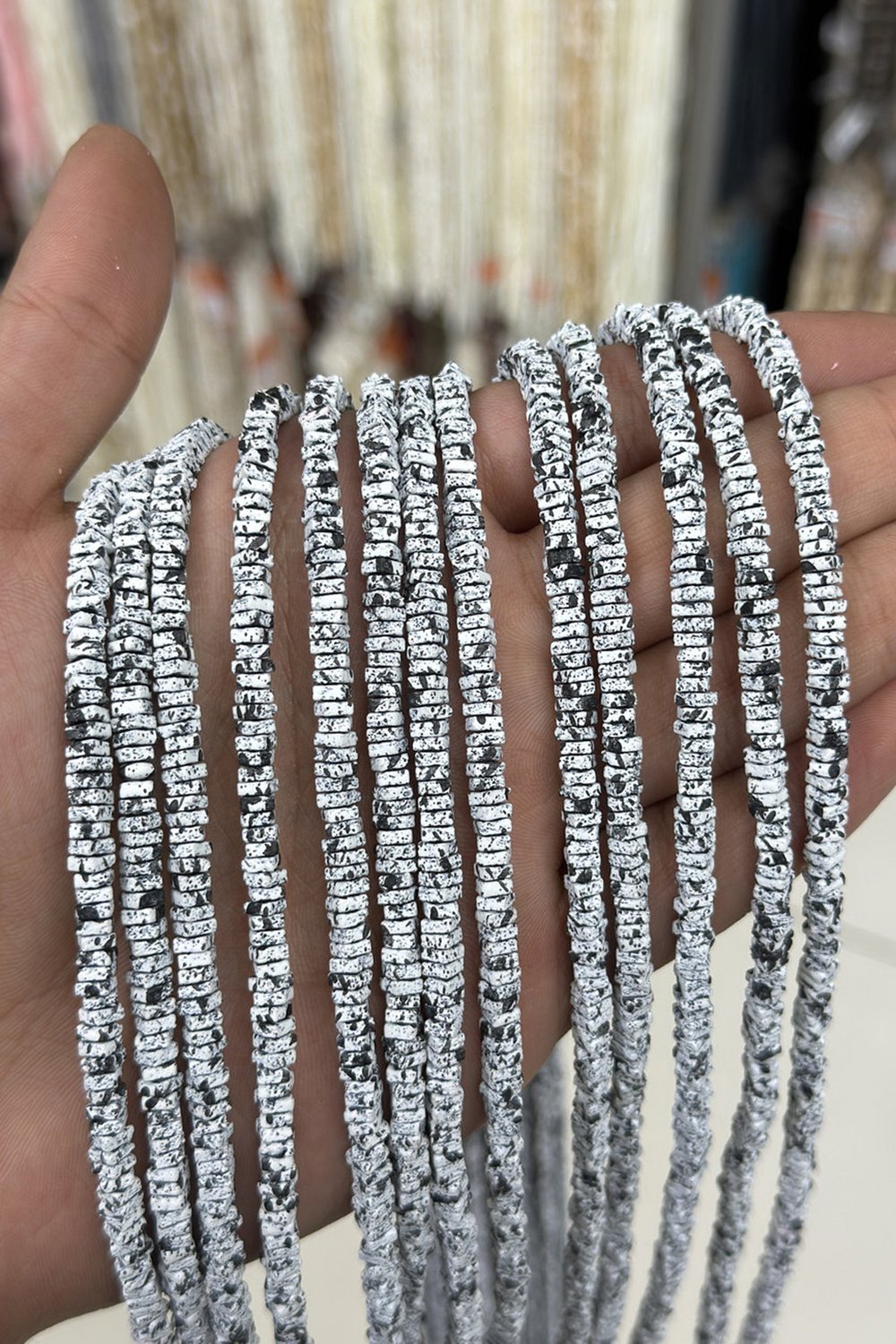 Hematit Taşı Kare Rondela Kesim Beyaz 4x1mm Doğal Taş Dizi
