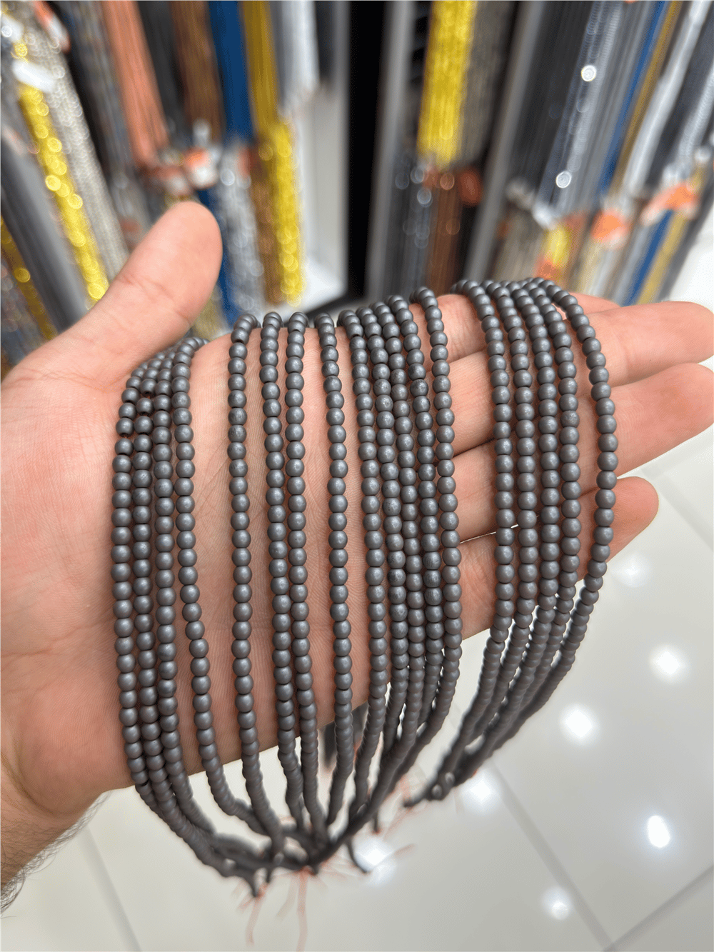 Hematit Taşı Küre Kesim Mat Gri 4mm Doğal Taş Dizi