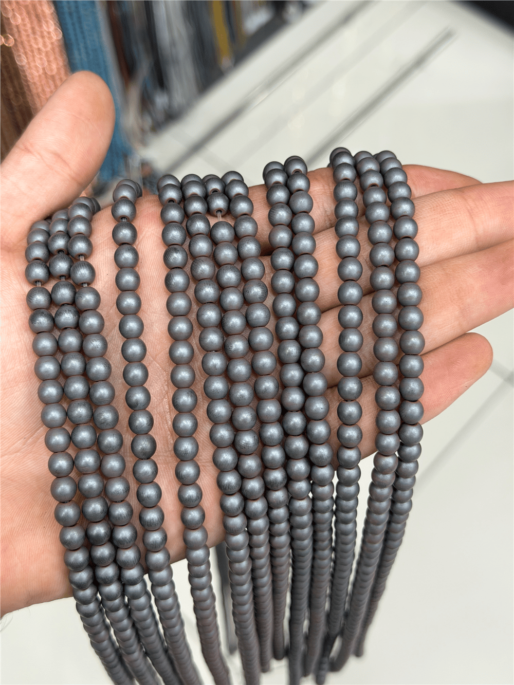 Hematit Taşı Küre Kesim Mat Gri 6mm Doğal Taş Dizi