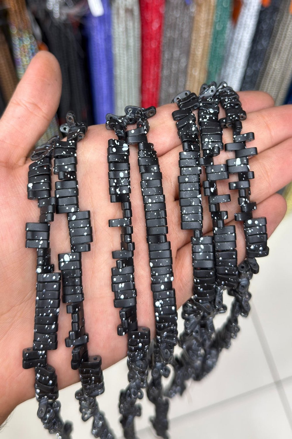 Hematit Taşı Mat Siyah 3x10mm Doğal Taş Dizi