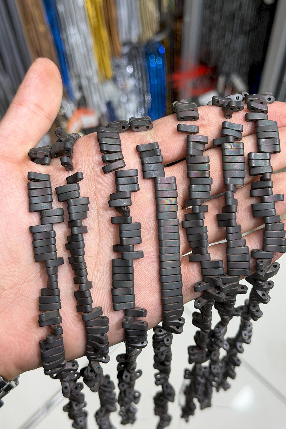 Hematit Taşı Mat Siyah 3x10mm Doğal Taş Dizi
